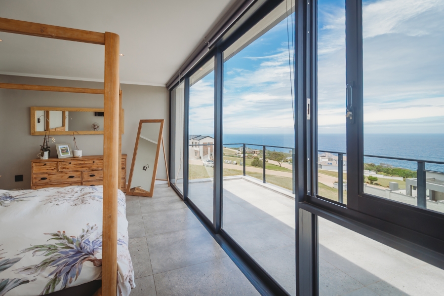 4 Bedroom Property for Sale in Le Grand Golf Estate Western Cape